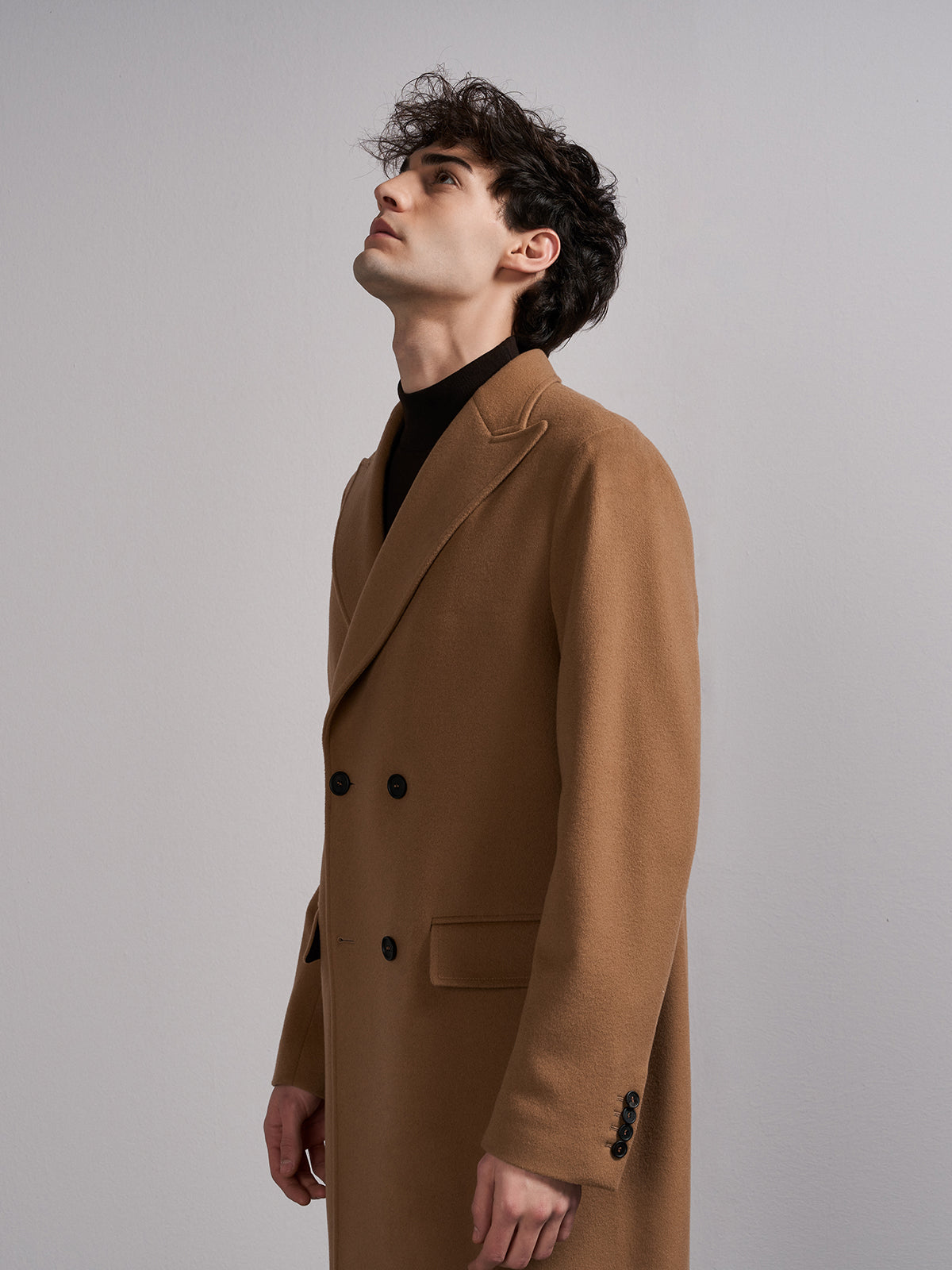 Cappotto decostruito in panno misto cashmere