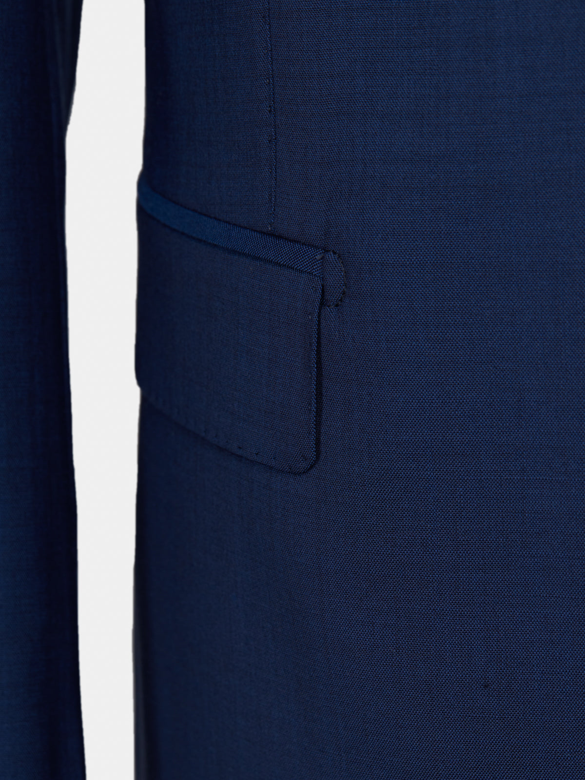 Open dress in cool blue wool Drop 8