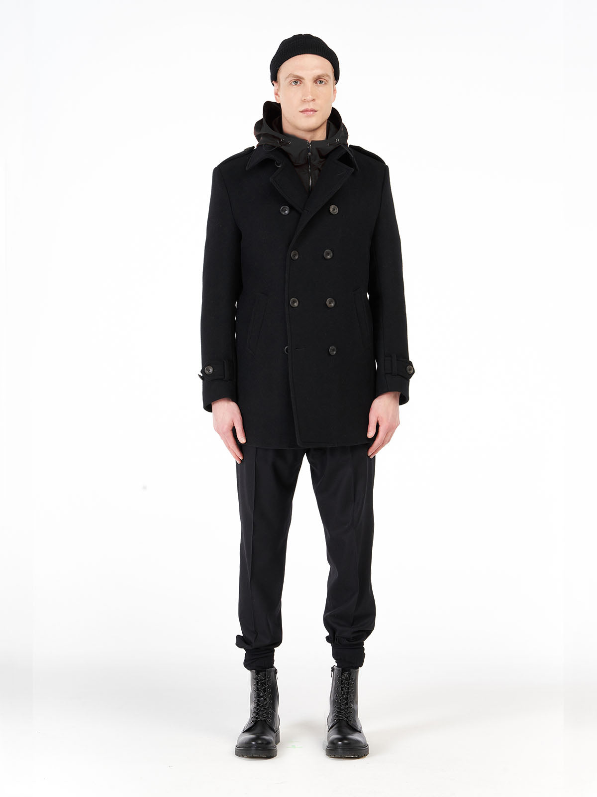 Cappotto nero uomo con cappuccio